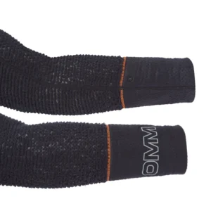 Core arm warmers black close up webp
